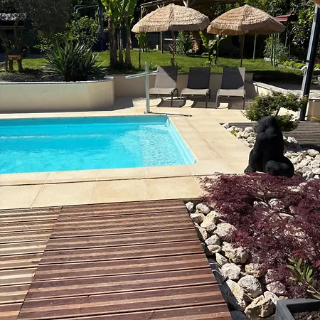 Bed & Breakfast Les Dhotes De La Croix Bleue 2
